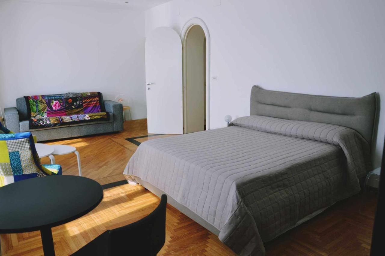 Bed and Breakfast Beb Cornelia Атри Экстерьер фото
