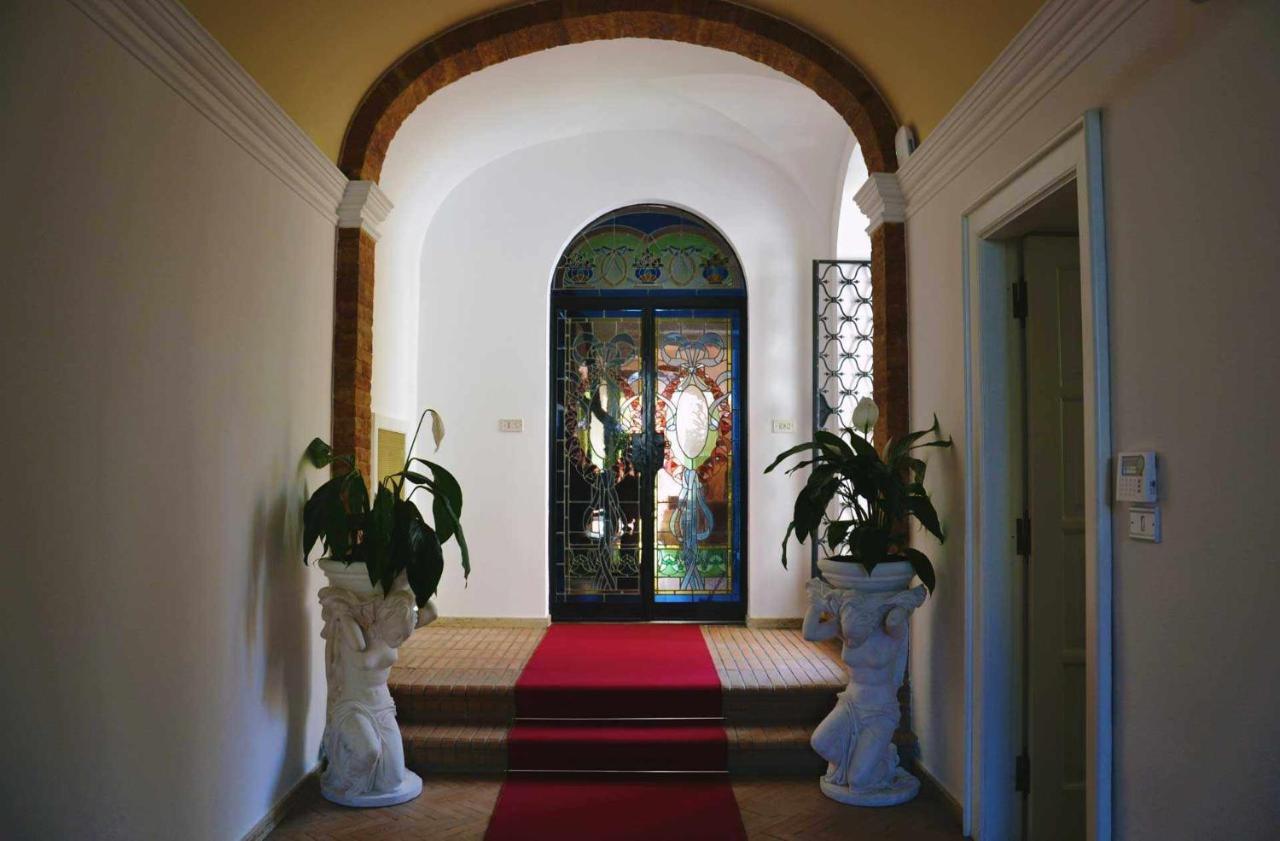 Bed and Breakfast Beb Cornelia Атри Экстерьер фото